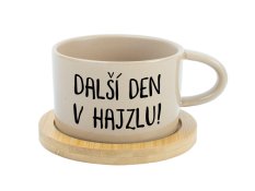 Hrnek makronka - Další den v hajzlu!